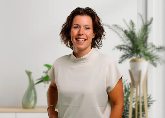 Krista Walda - Veenstra, Binnendienst Makelaardij